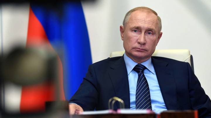 Владимир Путин назвал отношения России и США испорченными