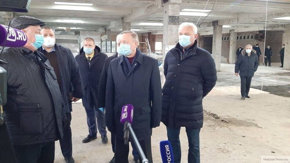 Строители начали ремонт пищеблока 2-й больницы в Петербурге