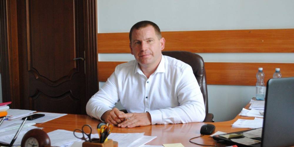Зеленский уволил главу Черниговской РГА, которого поймали на взятке