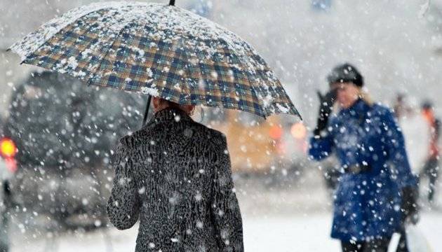 Часть Украины заметет мокрым снегом: синоптик рассказала о погоде на начало недели