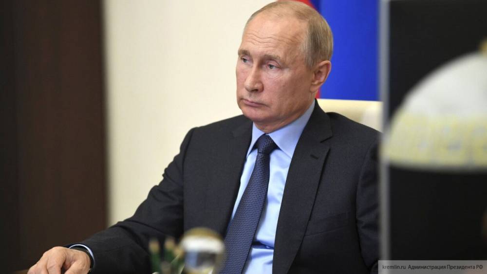 Экономисты оценили предупреждение Путина о девальвации национальных валют