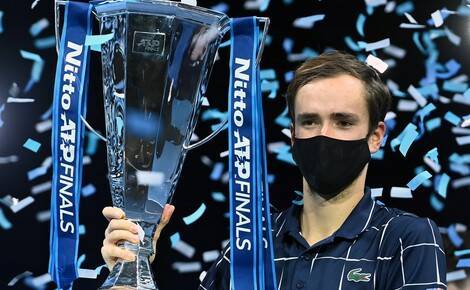 Даниил Медведев стал вторым россиянином, который сумел выиграть один из самых престижных теннисных турниров