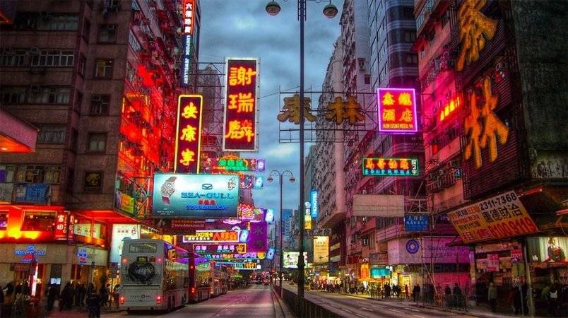 Гонконг начнет платить людям с положительным тестом на covid-19 по $645