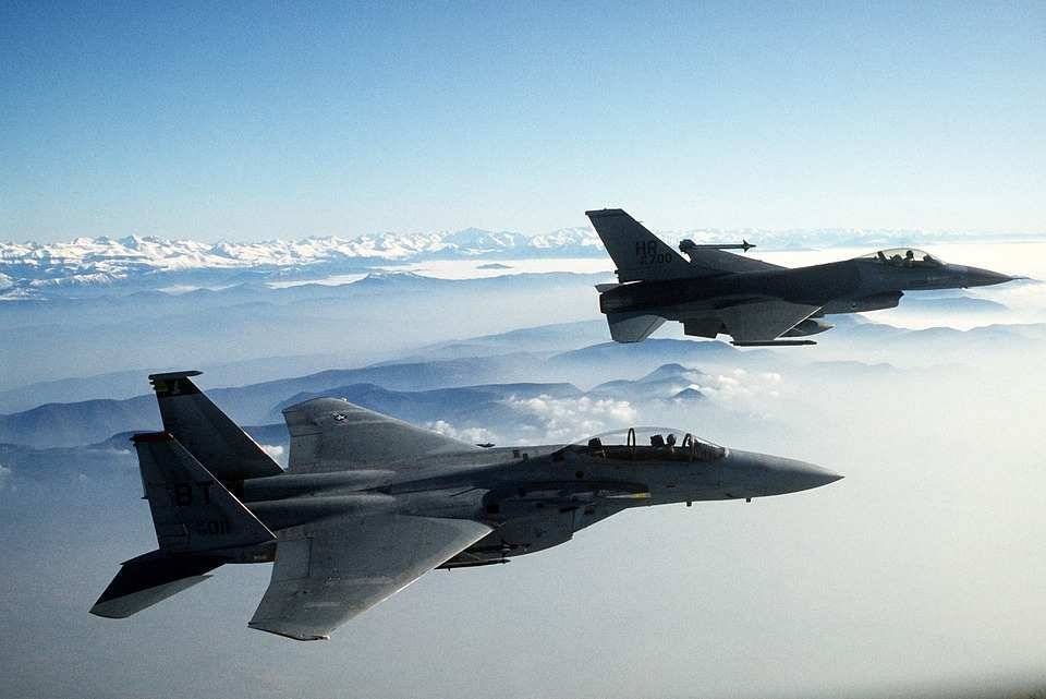 В The National Interest рассказали, как Россия может уничтожить американские истребители F-22 и F-35