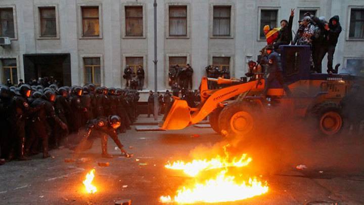 Годовщина Дня достоинства: пустой Майдан и разочарование украинцев