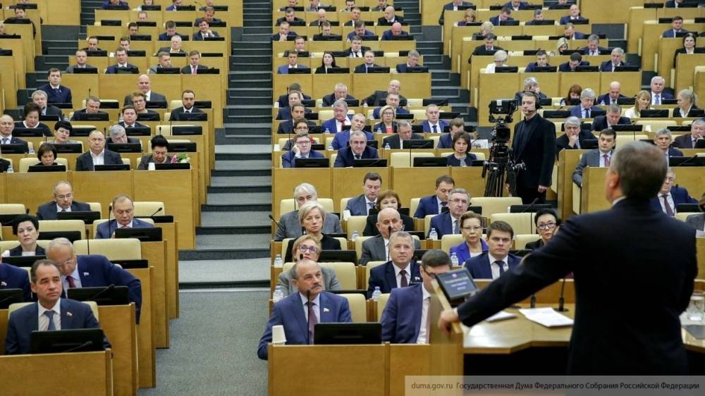 Законопроект о переизбрании президента России рассмотрят в Госдуме