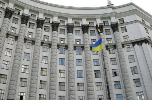 Кабмин намерен утопить Украину в долговых обязательствах