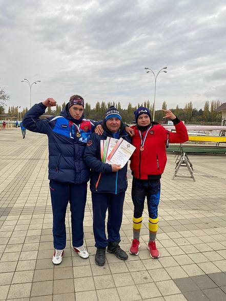 Ростовские гребцы на первенстве России среди юниоров завоевали шесть медалей