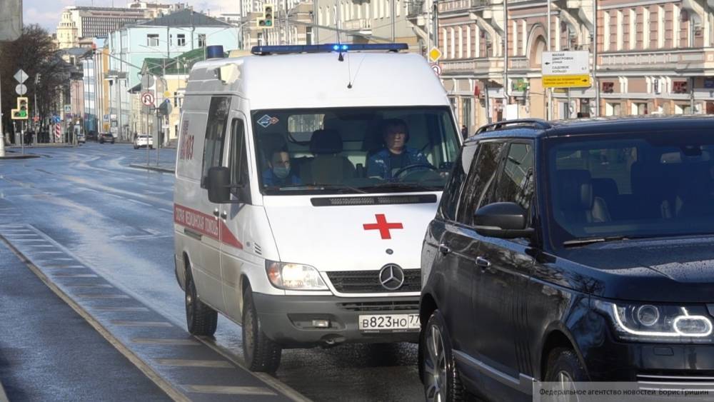 Пешеход погиб в ДТП с внедорожником в Москве