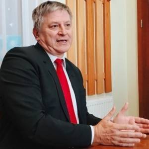 В Украину не пустили венгерского чиновника, который агитировал на местных выборах
