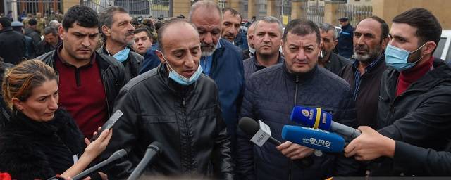 Родственники пропавших в НКР военных из Армении обратились за помощью к России