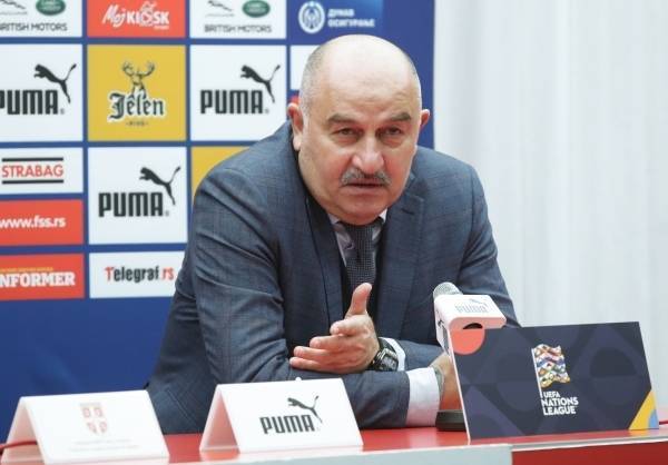 Станислав Черчесов заявил о нежелании уходить в отставку после матча с сербами
