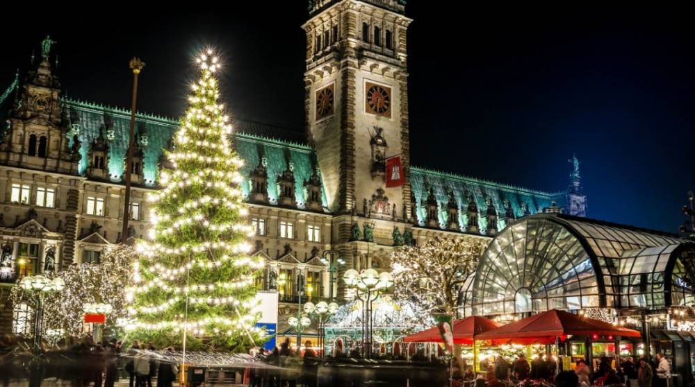 Германия планирует ослабить карантин на Рождество