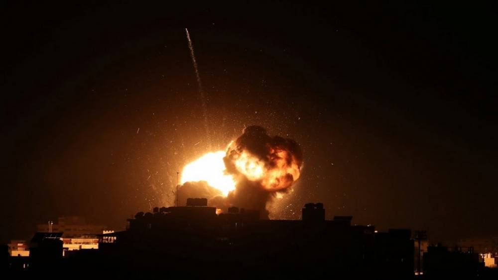 Самолеты ВВС Израиля атакуют территорию Сирии