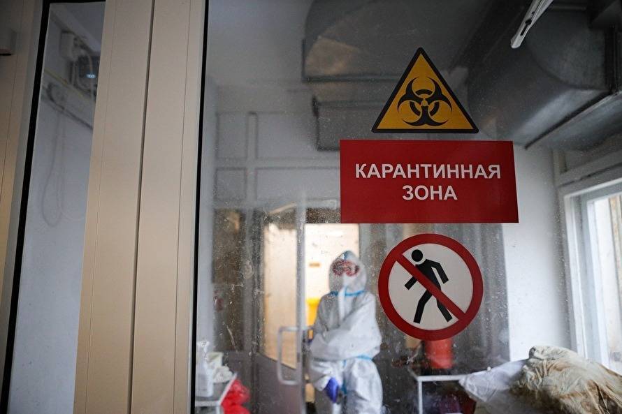 СМИ: в Ялте медики из «красной зоны» не вышли на работу из-за отмены коронавирусных выплат