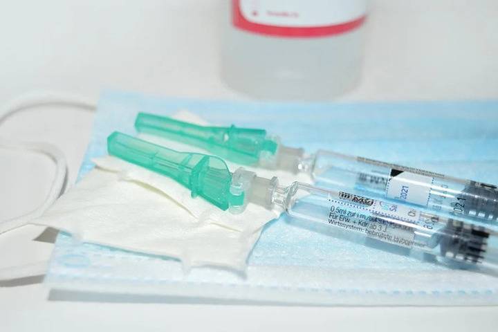 В ДНР от гриппа вакцинировали примерно 20 000 человек