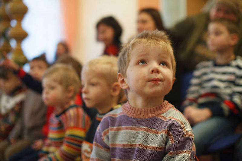 Взятых в заложники детей направят в детдом Санкт-Петербурга до их переезда в Архангельск с мамой