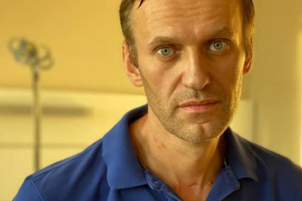 Отравление Навального: следы "Новичка" нашли не только на бутылке с водой