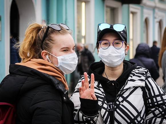 В РФ еще почти 25,5 тыс. человек за сутки заболели COVID-19, более полутысячи — скончались