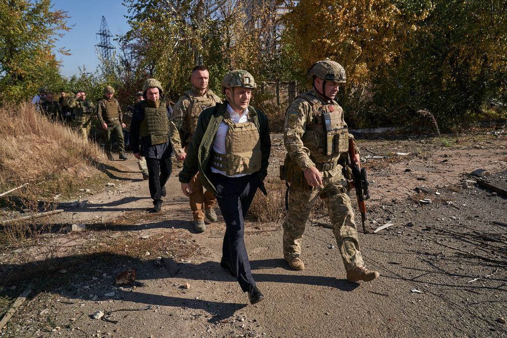 Хватит, войну надо заканчивать — украинцы требуют от Киева прямого диалога с Москвой