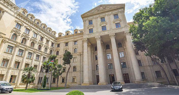 Посол Франции вызван в МИД Азербайджана: Гроссу вручили ноту протеста из резолюции по НКР