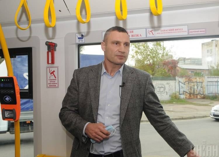 Кличко пообещал работающий транспорт и метро в случае локдауна