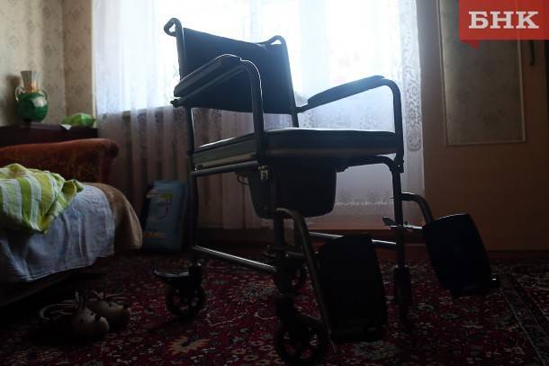 Фонд соцстраха закупил рекордное количество кресел-колясок для инвалидов Коми