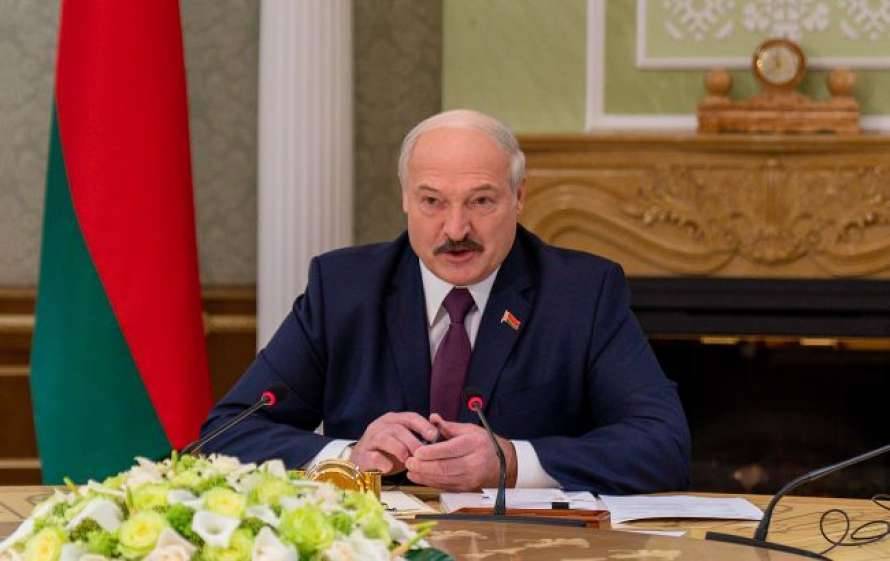 Лукашенко назвал дату своей отставки