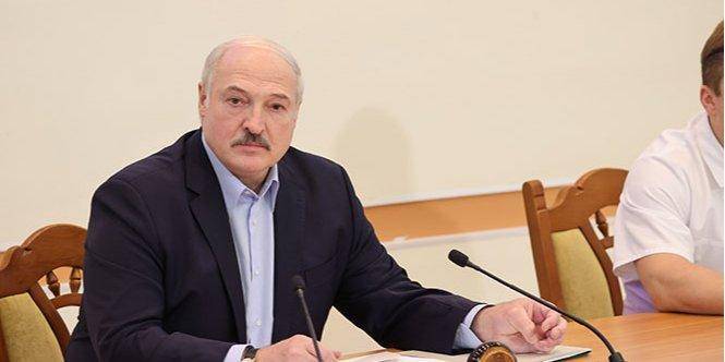 После начала массовых протестов. Лукашенко обвинил Украину в попытках «задушить» Беларусь