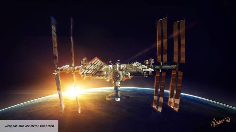 Британский астронавт на МКС принял телесную жидкость россиян за НЛО