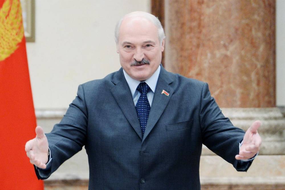 Лукашенко обвинил Украину в планах "душить" Беларусь
