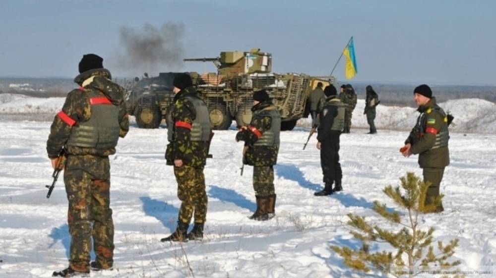 Украинский военный в Донбассе избил и поджег сослуживца