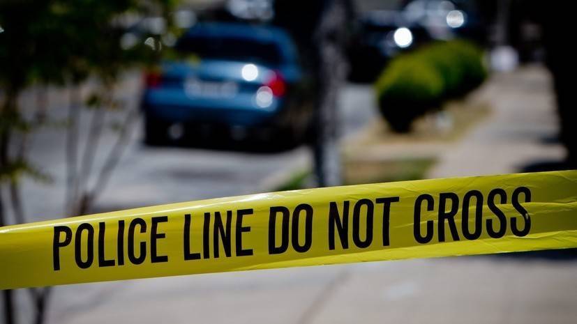 Один человек погиб и один ранен в результате стрельбы в ТЦ Калифорнии