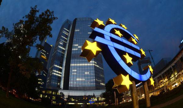 Евросоюз спасается от кризиса в долговой яме