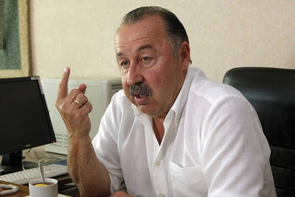 Газзаев потребовал строго наказать инициаторов продажи марок с Гитлером