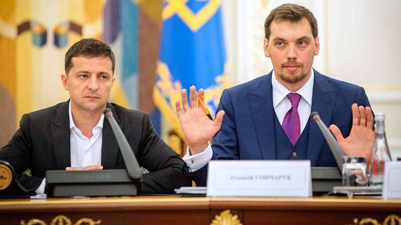 Зеленский попал под влияние русского информационного поля – экс-премьер-министр Украины