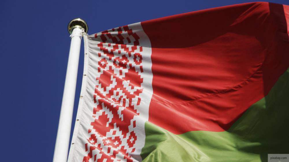 Политолог рассказал об усталости белорусов от Запада и Тихановской