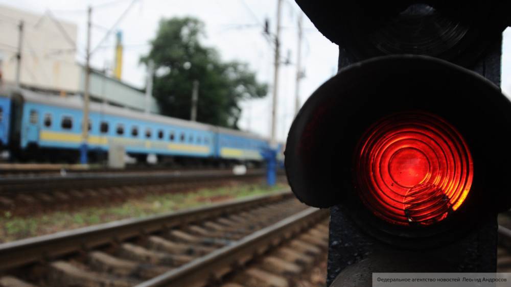 Сине-желтые вагоны Украины заменят на черные