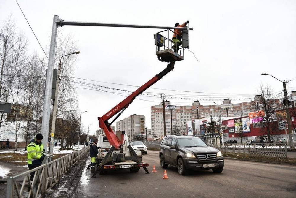 В Ярославле меняют светофоры
