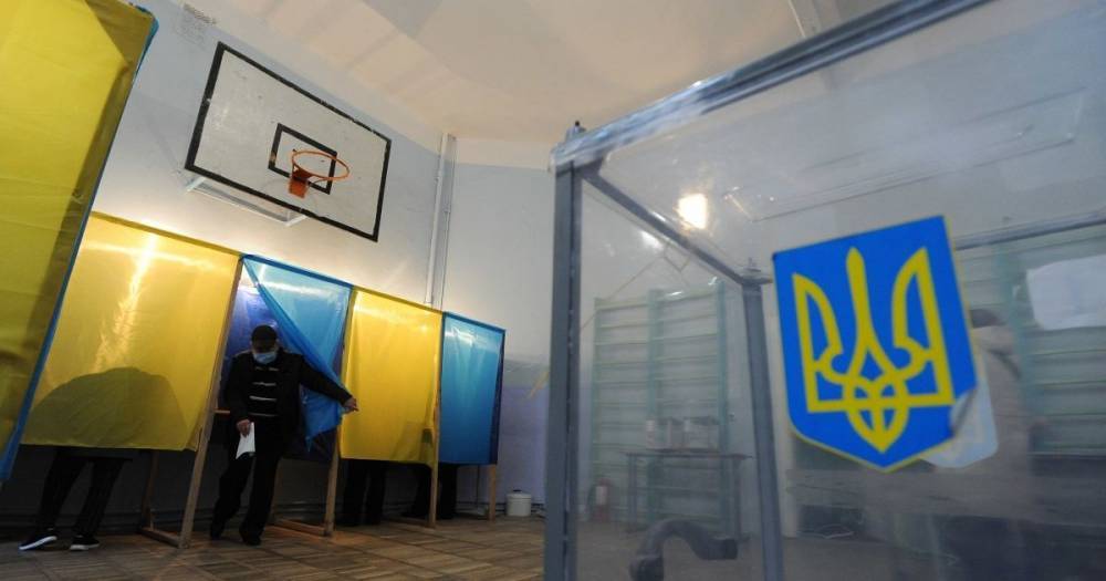 Несмотря на интриги, склоки и скандалы вокруг мэрии: как в Черновцах прошел второй тур выборов