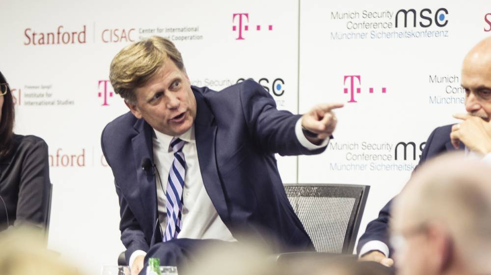 Экс-посол США Макфол требует от Трампа поддержать Навального