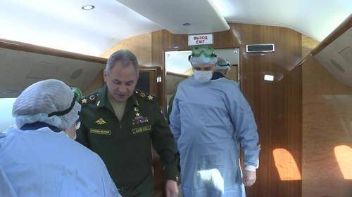 Шойгу поручил дооснастить военные медицинские самолеты оборудованием для диагностики коронавируса