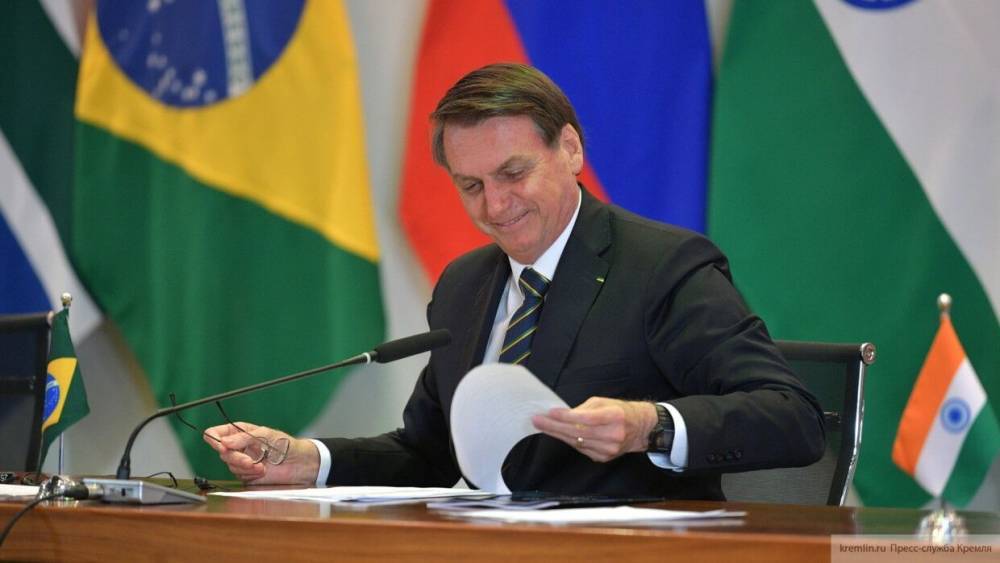 Глава Бразилии уверен в фальсификации на выборах США