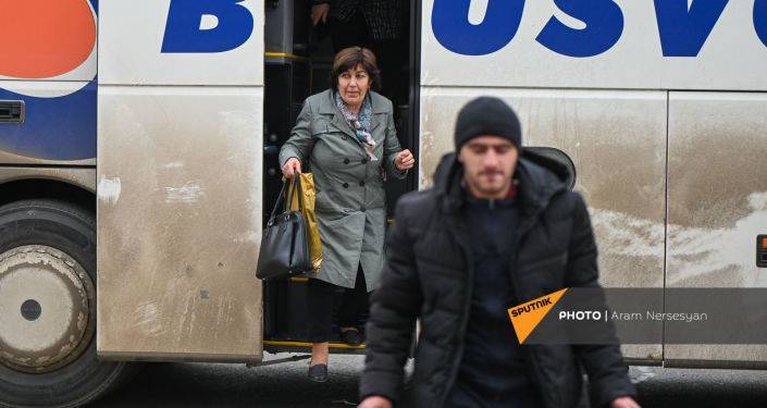 Рейсы бесплатных автобусов из Еревана в Степанакерт отменены из-за непогоды