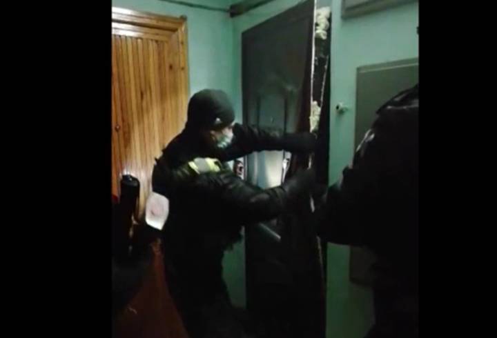 Полиция поймала группу кочевников, которая наживалась на ленинградских пенсионерах