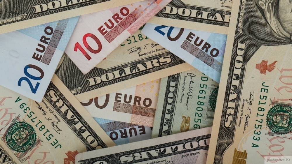 Биржевые курсы доллара и евро пошли вверх