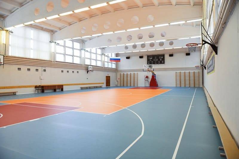 В Смоленске завершили ремонт в спортшколе на ул. Кутузова
