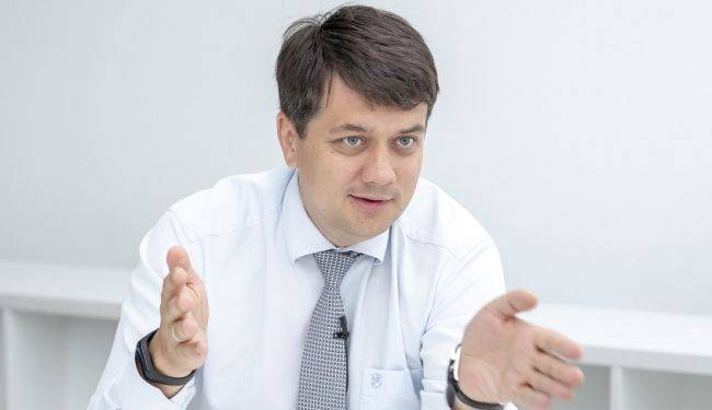 Спикер Верховной рады Украины объявил, что излечился от коронавируса