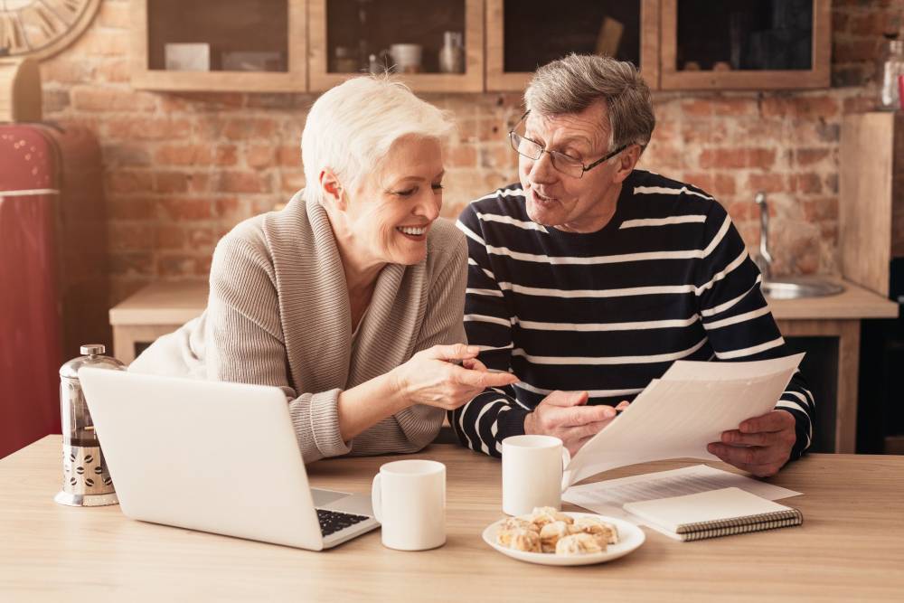 Безбедная старость: как заработать себе на пенсию – варианты и советы
