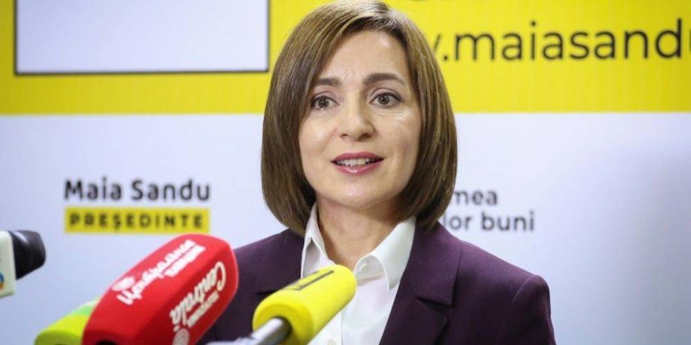 Санду предложила распустить парламент Молдовы и отправить правительство Додона в отставку